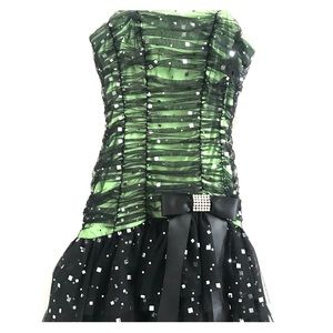 Gorgeous sparkling homecoming dress